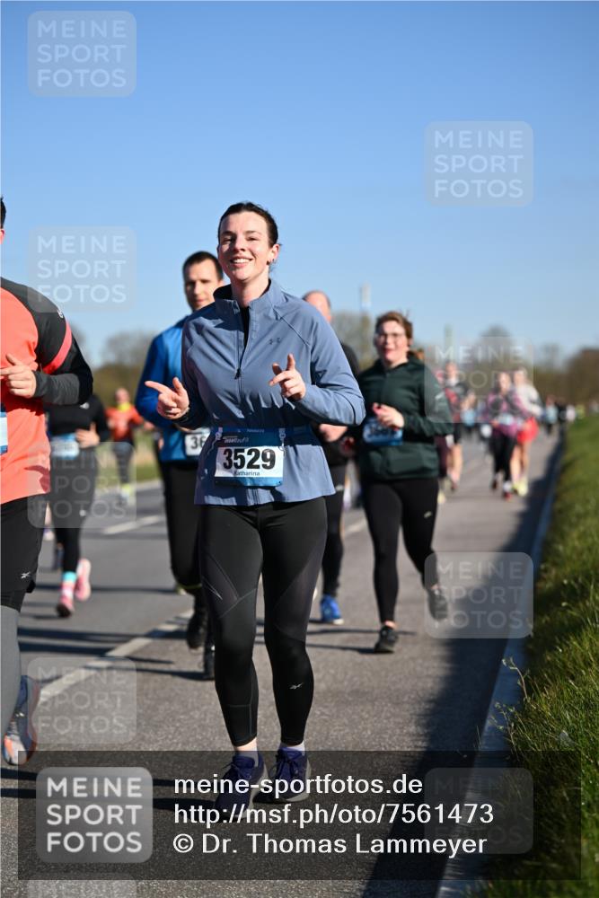 06.04.2025 - 44. Internationalen Wilhelmsburger Insellauf Dr. Thomas Lammeyer http://msf.ph/oto/7561473 06.04.2025 09:36:29 Laufen 36, 3529 meine-sportfotos.de