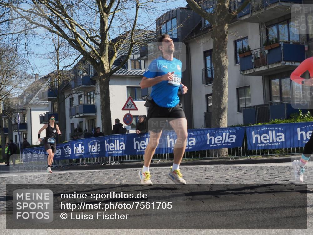 06.04.2025 - 44. Internationalen Wilhelmsburger Insellauf Luisa Fischer http://msf.ph/oto/7561705 06.04.2025 10:30:06 Ziel 030, 4413 meine-sportfotos.de