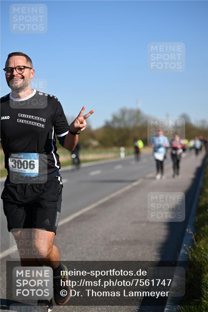 06.04.2025 - 44. Internationalen Wilhelmsburger Insellauf Dr. Thomas Lammeyer http://msf.ph/oto/7561747 06.04.2025 09:36:39 Laufen 3006 meine-sportfotos.de