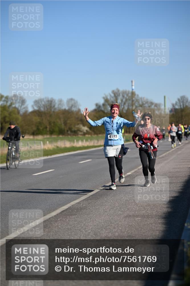 06.04.2025 - 44. Internationalen Wilhelmsburger Insellauf Dr. Thomas Lammeyer http://msf.ph/oto/7561769 06.04.2025 09:36:42 Laufen 4193 meine-sportfotos.de