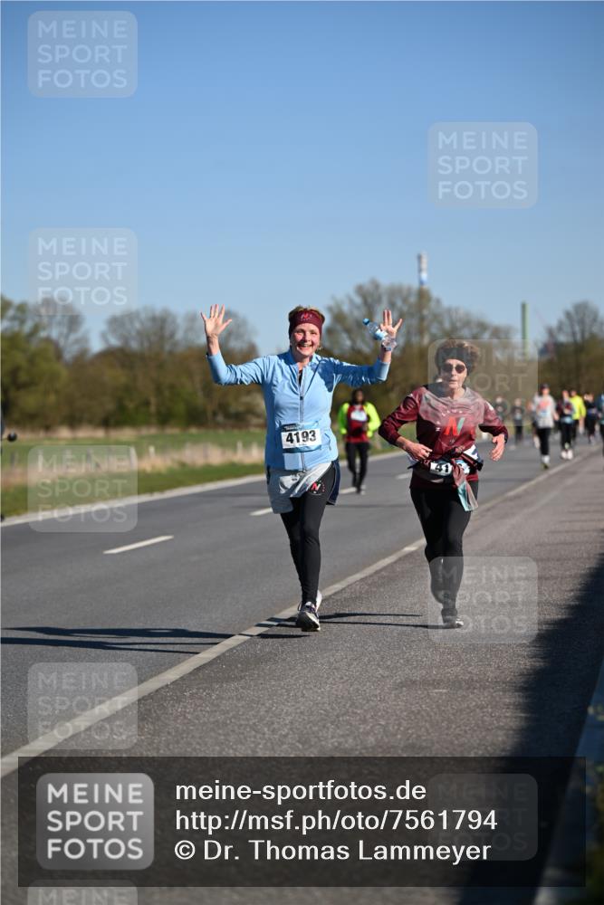 06.04.2025 - 44. Internationalen Wilhelmsburger Insellauf Dr. Thomas Lammeyer http://msf.ph/oto/7561794 06.04.2025 09:36:43 Laufen 4193 meine-sportfotos.de