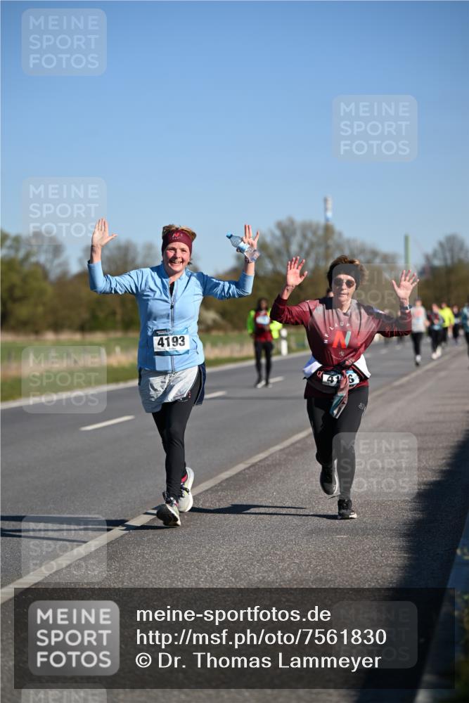 06.04.2025 - 44. Internationalen Wilhelmsburger Insellauf Dr. Thomas Lammeyer http://msf.ph/oto/7561830 06.04.2025 09:36:44 Laufen 4193 meine-sportfotos.de