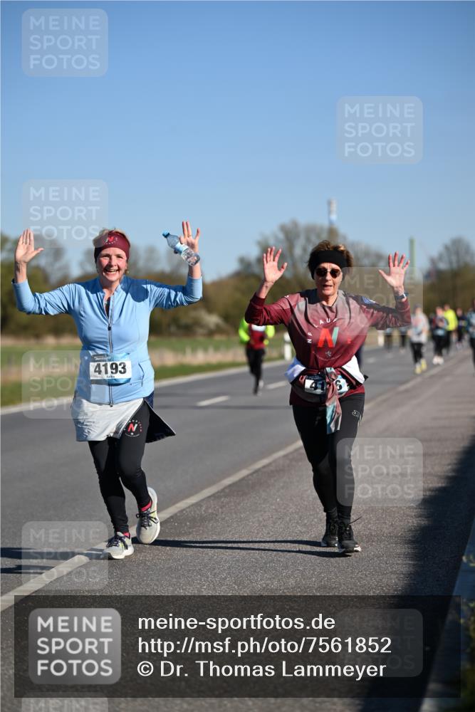 06.04.2025 - 44. Internationalen Wilhelmsburger Insellauf Dr. Thomas Lammeyer http://msf.ph/oto/7561852 06.04.2025 09:36:44 Laufen 4193 meine-sportfotos.de