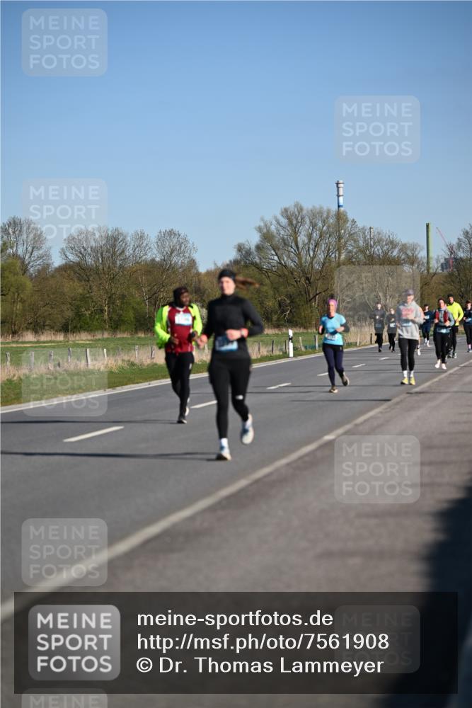 06.04.2025 - 44. Internationalen Wilhelmsburger Insellauf Dr. Thomas Lammeyer http://msf.ph/oto/7561908 06.04.2025 09:36:48 Laufen  meine-sportfotos.de