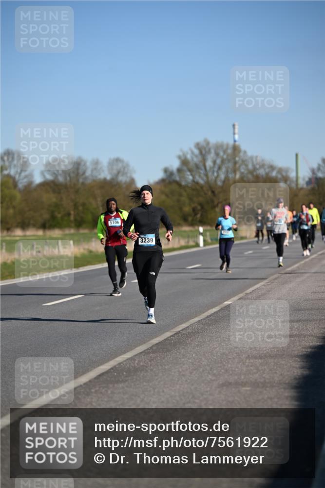 06.04.2025 - 44. Internationalen Wilhelmsburger Insellauf Dr. Thomas Lammeyer http://msf.ph/oto/7561922 06.04.2025 09:36:48 Laufen 5106, 3239 meine-sportfotos.de