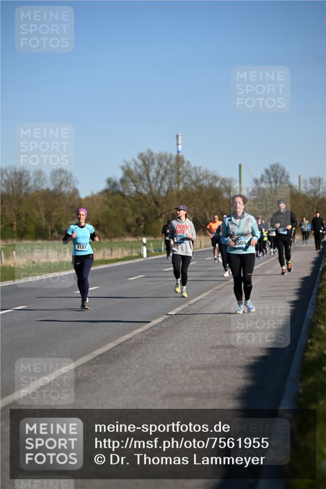 06.04.2025 - 44. Internationalen Wilhelmsburger Insellauf Dr. Thomas Lammeyer http://msf.ph/oto/7561955 06.04.2025 09:36:52 Laufen 3157 meine-sportfotos.de