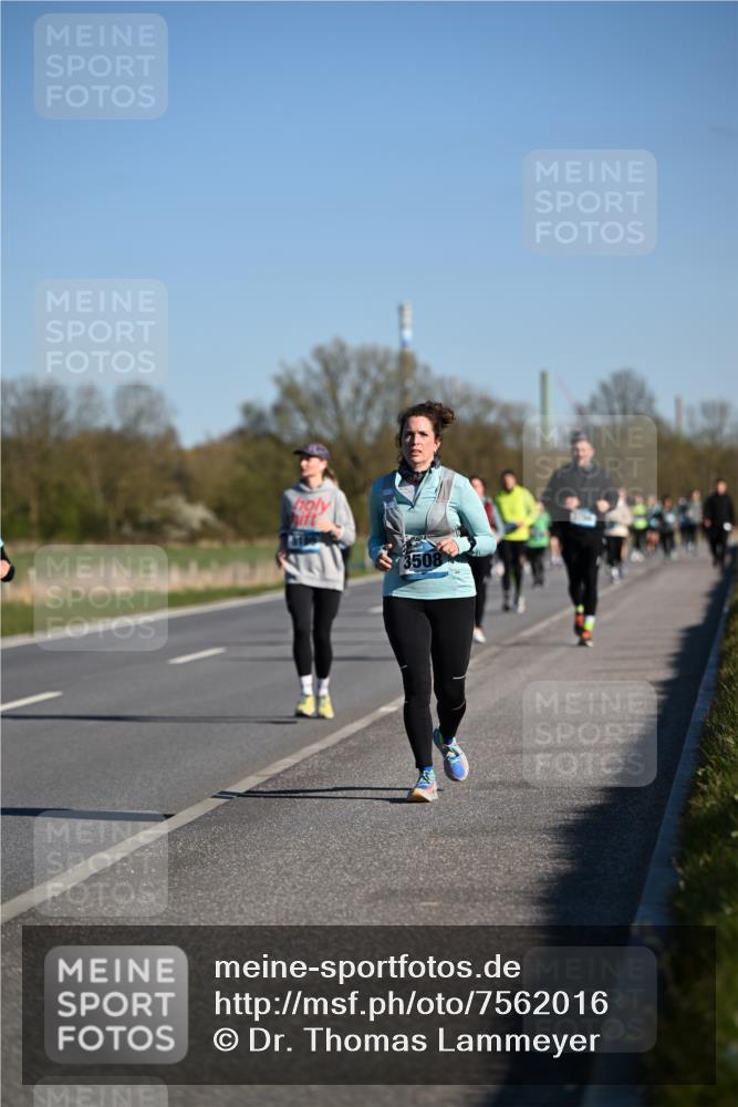 06.04.2025 - 44. Internationalen Wilhelmsburger Insellauf Dr. Thomas Lammeyer http://msf.ph/oto/7562016 06.04.2025 09:36:55 Laufen  meine-sportfotos.de
