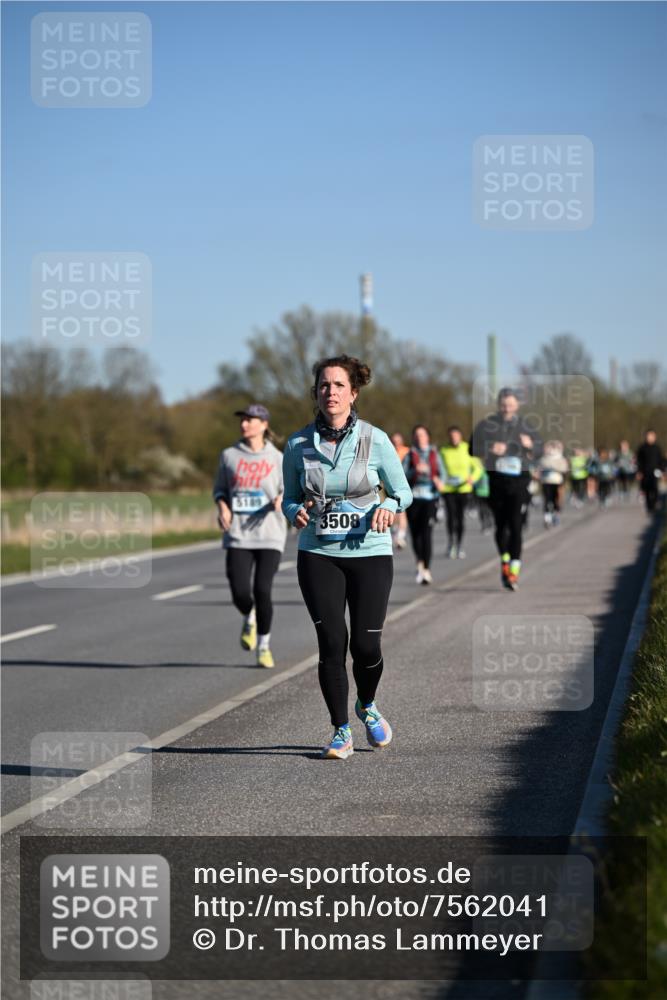 06.04.2025 - 44. Internationalen Wilhelmsburger Insellauf Dr. Thomas Lammeyer http://msf.ph/oto/7562041 06.04.2025 09:36:55 Laufen 5189, 3508 meine-sportfotos.de
