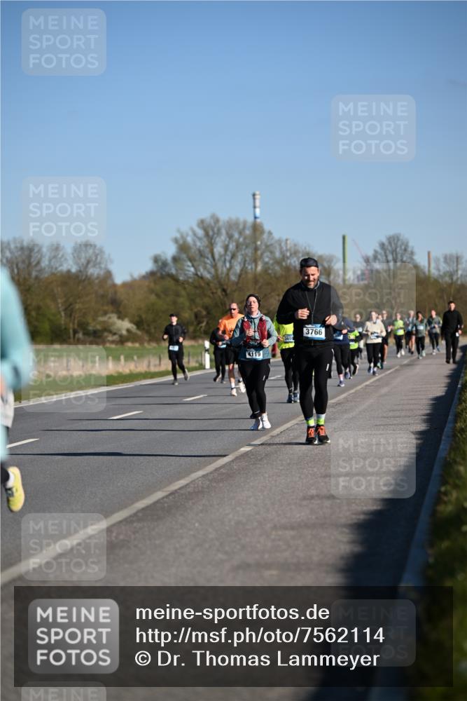 06.04.2025 - 44. Internationalen Wilhelmsburger Insellauf Dr. Thomas Lammeyer http://msf.ph/oto/7562114 06.04.2025 09:36:58 Laufen 4119, 3766 meine-sportfotos.de