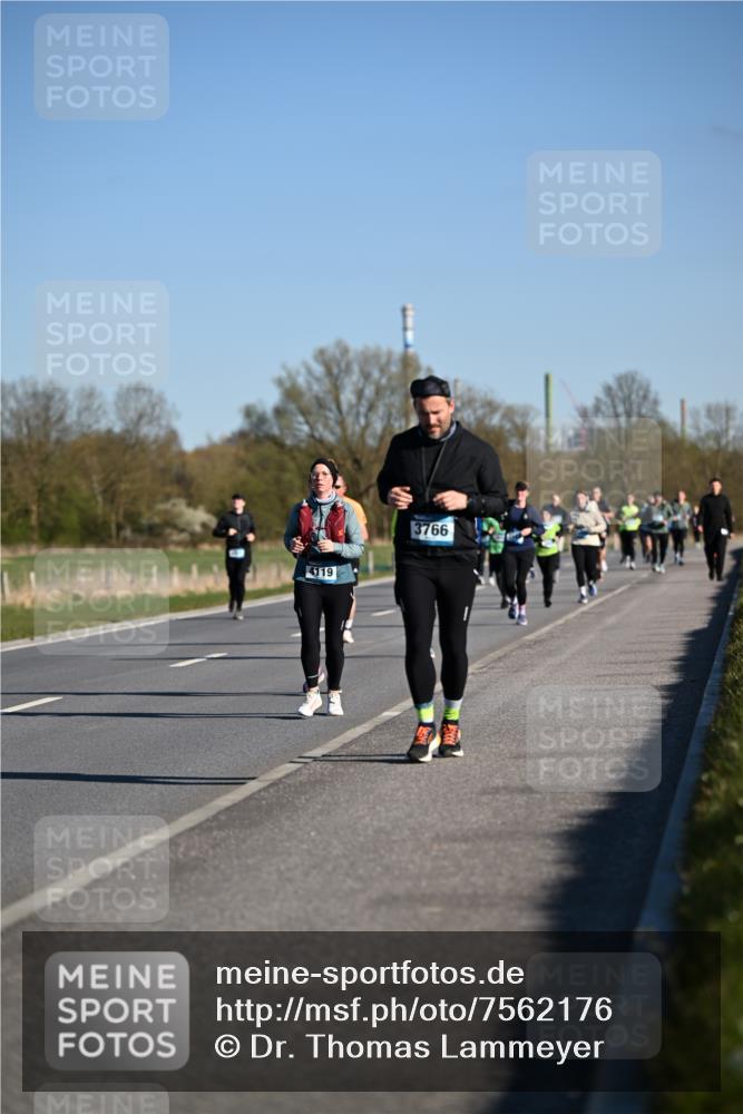 06.04.2025 - 44. Internationalen Wilhelmsburger Insellauf Dr. Thomas Lammeyer http://msf.ph/oto/7562176 06.04.2025 09:37:00 Laufen 4119, 3766 meine-sportfotos.de