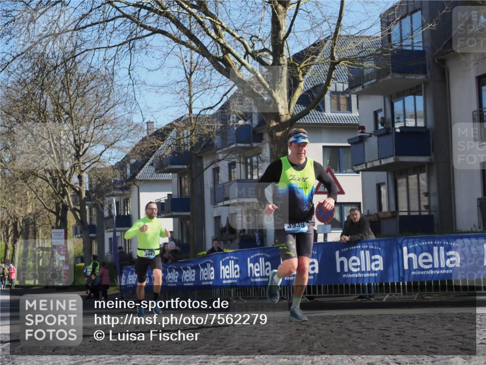 06.04.2025 - 44. Internationalen Wilhelmsburger Insellauf Luisa Fischer http://msf.ph/oto/7562279 06.04.2025 10:30:47 Ziel 3939, 3447 meine-sportfotos.de
