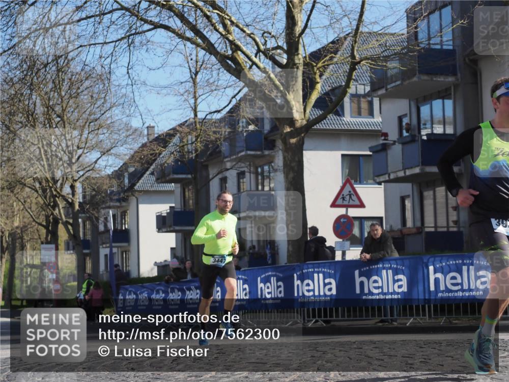 06.04.2025 - 44. Internationalen Wilhelmsburger Insellauf Luisa Fischer http://msf.ph/oto/7562300 06.04.2025 10:30:48 Ziel 3447, 39 meine-sportfotos.de