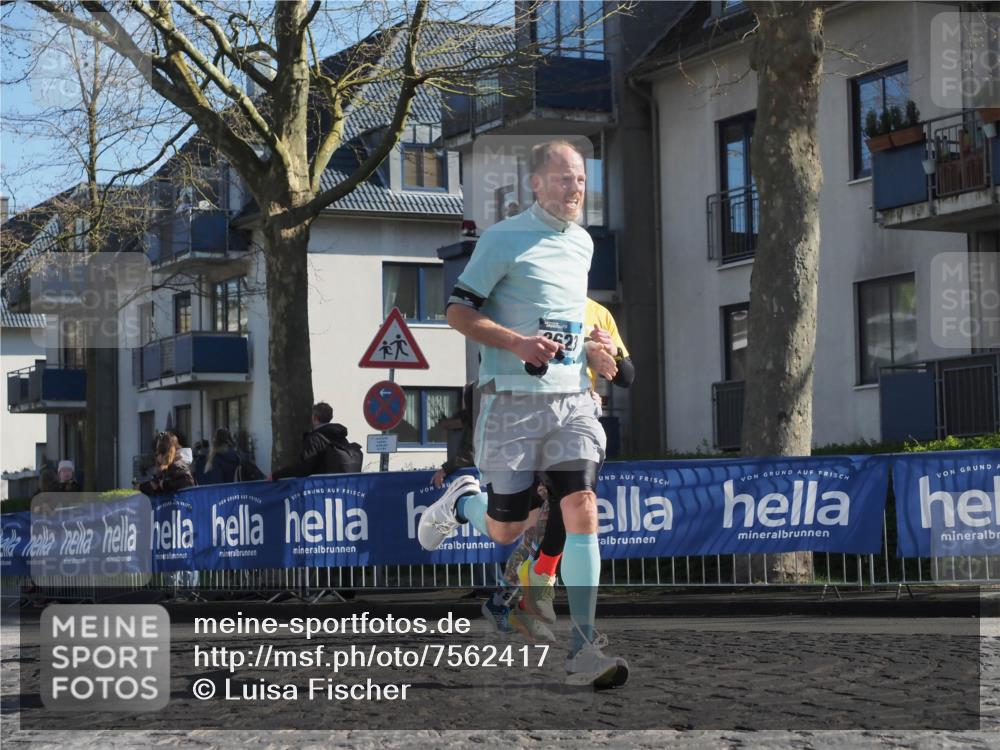 06.04.2025 - 44. Internationalen Wilhelmsburger Insellauf Luisa Fischer http://msf.ph/oto/7562417 06.04.2025 10:31:11 Ziel 2623 meine-sportfotos.de