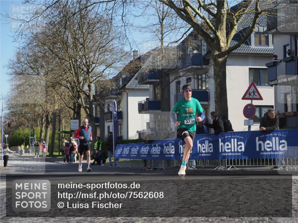 06.04.2025 - 44. Internationalen Wilhelmsburger Insellauf Luisa Fischer http://msf.ph/oto/7562608 06.04.2025 10:31:29 Ziel 3338 meine-sportfotos.de