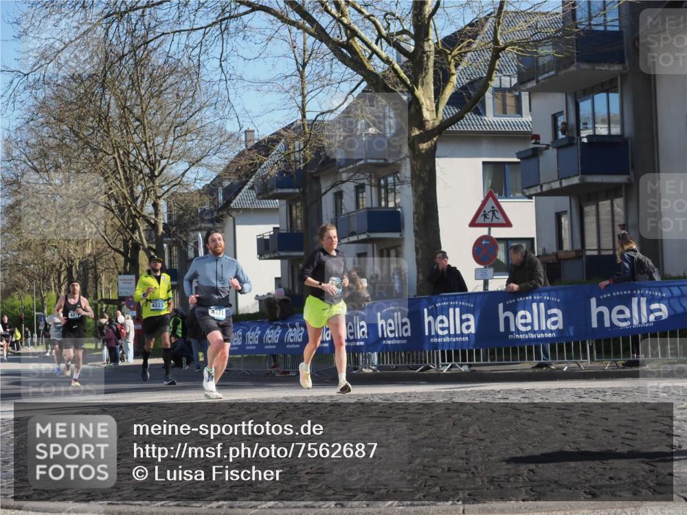 06.04.2025 - 44. Internationalen Wilhelmsburger Insellauf Luisa Fischer http://msf.ph/oto/7562687 06.04.2025 10:31:43 Ziel 405, 4223, 4271 meine-sportfotos.de
