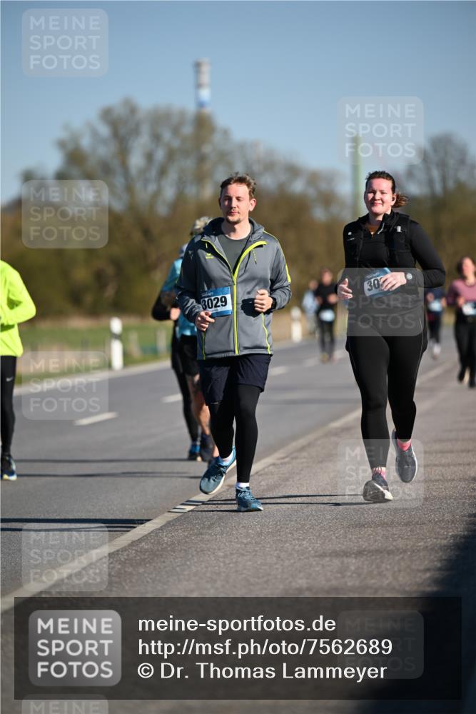 06.04.2025 - 44. Internationalen Wilhelmsburger Insellauf Dr. Thomas Lammeyer http://msf.ph/oto/7562689 06.04.2025 09:37:25 Laufen 3029, 30 meine-sportfotos.de
