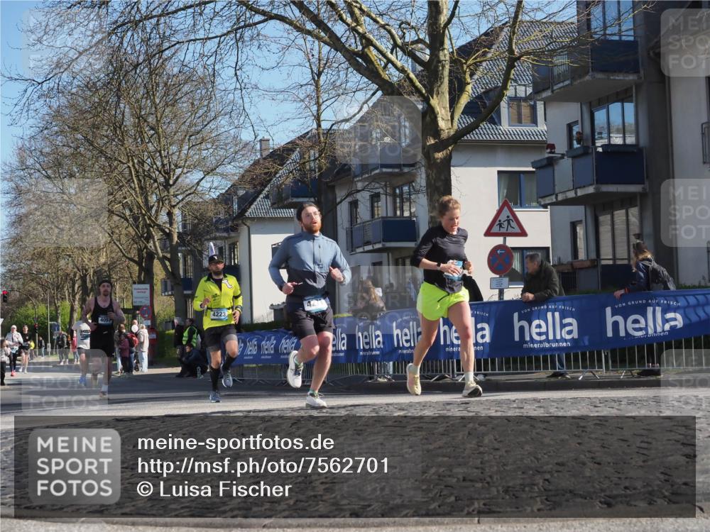 06.04.2025 - 44. Internationalen Wilhelmsburger Insellauf Luisa Fischer http://msf.ph/oto/7562701 06.04.2025 10:31:44 Ziel 4057, 4223 meine-sportfotos.de
