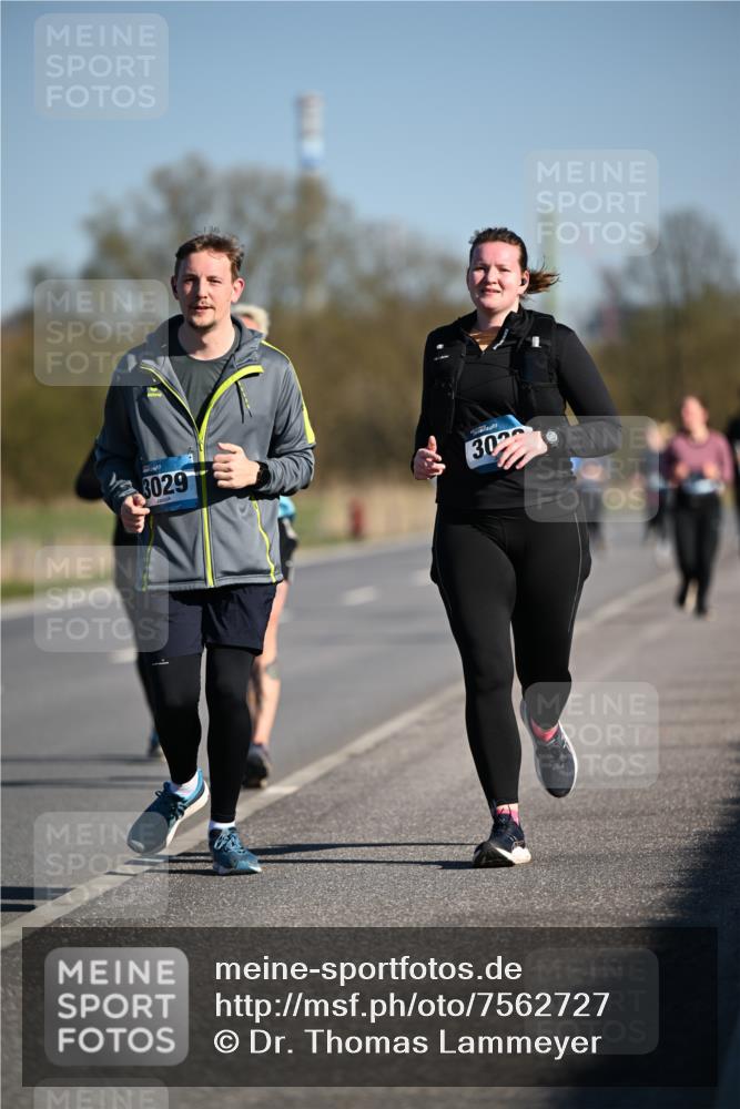 06.04.2025 - 44. Internationalen Wilhelmsburger Insellauf Dr. Thomas Lammeyer http://msf.ph/oto/7562727 06.04.2025 09:37:27 Laufen 3029, 302 meine-sportfotos.de