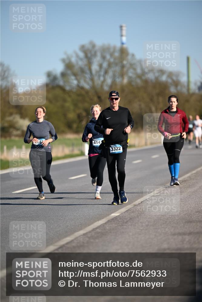 06.04.2025 - 44. Internationalen Wilhelmsburger Insellauf Dr. Thomas Lammeyer http://msf.ph/oto/7562933 06.04.2025 09:37:44 Laufen 4141, 3322 meine-sportfotos.de