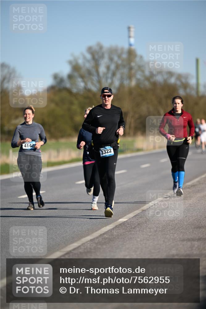 06.04.2025 - 44. Internationalen Wilhelmsburger Insellauf Dr. Thomas Lammeyer http://msf.ph/oto/7562955 06.04.2025 09:37:45 Laufen 4142, 3322 meine-sportfotos.de