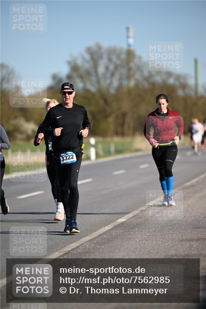06.04.2025 - 44. Internationalen Wilhelmsburger Insellauf Dr. Thomas Lammeyer http://msf.ph/oto/7562985 06.04.2025 09:37:46 Laufen 3322 meine-sportfotos.de