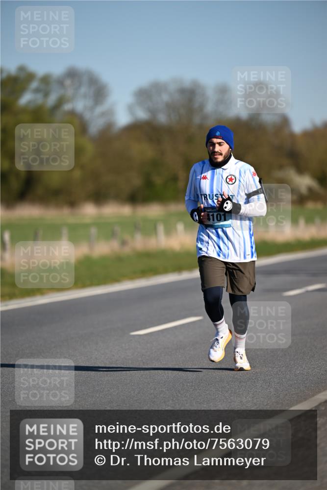 06.04.2025 - 44. Internationalen Wilhelmsburger Insellauf Dr. Thomas Lammeyer http://msf.ph/oto/7563079 06.04.2025 09:38:02 Laufen 04101 meine-sportfotos.de