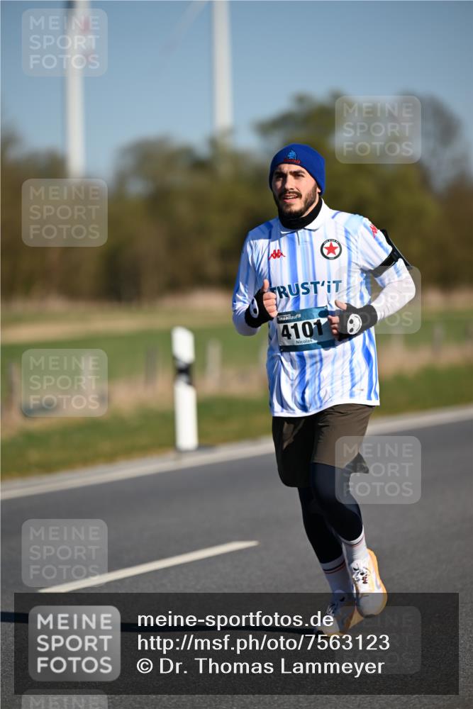 06.04.2025 - 44. Internationalen Wilhelmsburger Insellauf Dr. Thomas Lammeyer http://msf.ph/oto/7563123 06.04.2025 09:38:04 Laufen 41019 meine-sportfotos.de