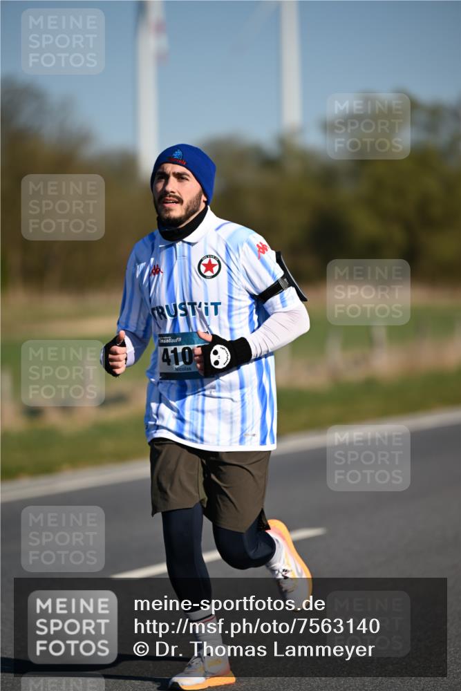 06.04.2025 - 44. Internationalen Wilhelmsburger Insellauf Dr. Thomas Lammeyer http://msf.ph/oto/7563140 06.04.2025 09:38:04 Laufen 410 meine-sportfotos.de