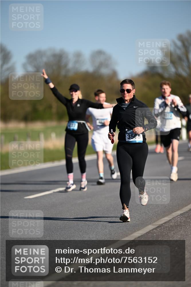 06.04.2025 - 44. Internationalen Wilhelmsburger Insellauf Dr. Thomas Lammeyer http://msf.ph/oto/7563152 06.04.2025 09:38:07 Laufen 3569 meine-sportfotos.de