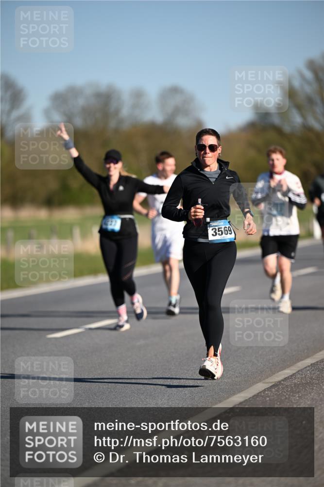 06.04.2025 - 44. Internationalen Wilhelmsburger Insellauf Dr. Thomas Lammeyer http://msf.ph/oto/7563160 06.04.2025 09:38:07 Laufen 3569 meine-sportfotos.de