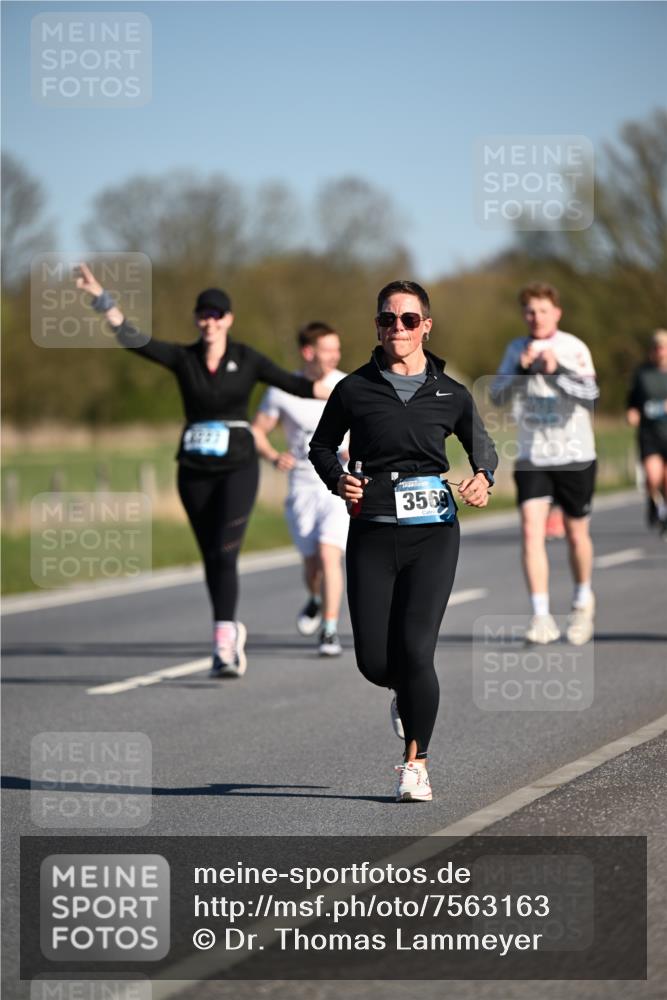 06.04.2025 - 44. Internationalen Wilhelmsburger Insellauf Dr. Thomas Lammeyer http://msf.ph/oto/7563163 06.04.2025 09:38:07 Laufen 3569 meine-sportfotos.de