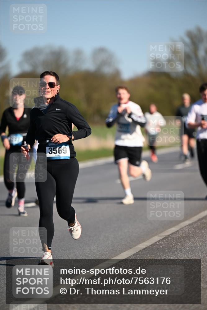 06.04.2025 - 44. Internationalen Wilhelmsburger Insellauf Dr. Thomas Lammeyer http://msf.ph/oto/7563176 06.04.2025 09:38:08 Laufen 3569 meine-sportfotos.de