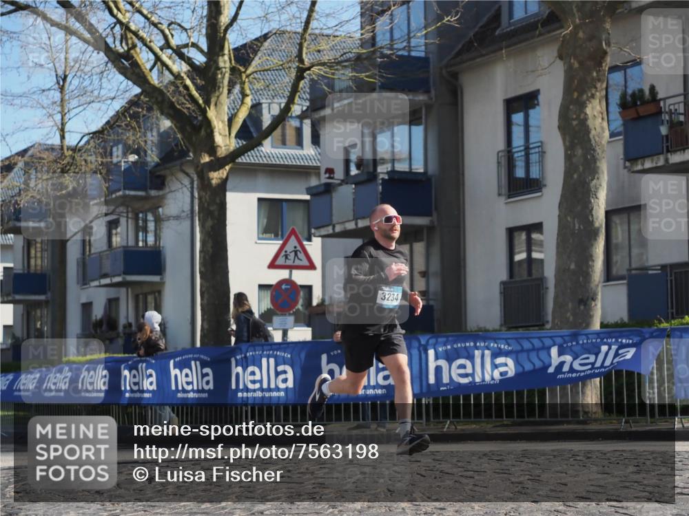 06.04.2025 - 44. Internationalen Wilhelmsburger Insellauf Luisa Fischer http://msf.ph/oto/7563198 06.04.2025 10:33:06 Ziel 3234 meine-sportfotos.de