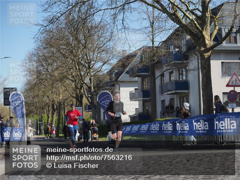 06.04.2025 - 44. Internationalen Wilhelmsburger Insellauf Luisa Fischer http://msf.ph/oto/7563216 06.04.2025 10:33:09 Ziel 4531, 4186 meine-sportfotos.de