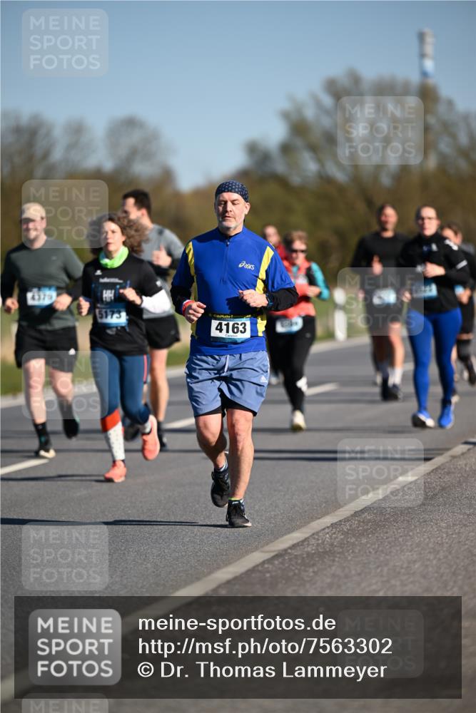 06.04.2025 - 44. Internationalen Wilhelmsburger Insellauf Dr. Thomas Lammeyer http://msf.ph/oto/7563302 06.04.2025 09:38:15 Laufen 5173, 4163 meine-sportfotos.de