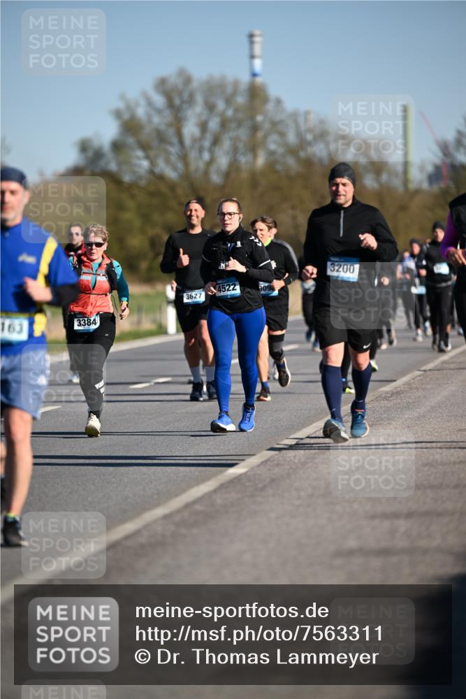 06.04.2025 - 44. Internationalen Wilhelmsburger Insellauf Dr. Thomas Lammeyer http://msf.ph/oto/7563311 06.04.2025 09:38:16 Laufen 4522, 309, 3627, 163, 3384, 3200 meine-sportfotos.de