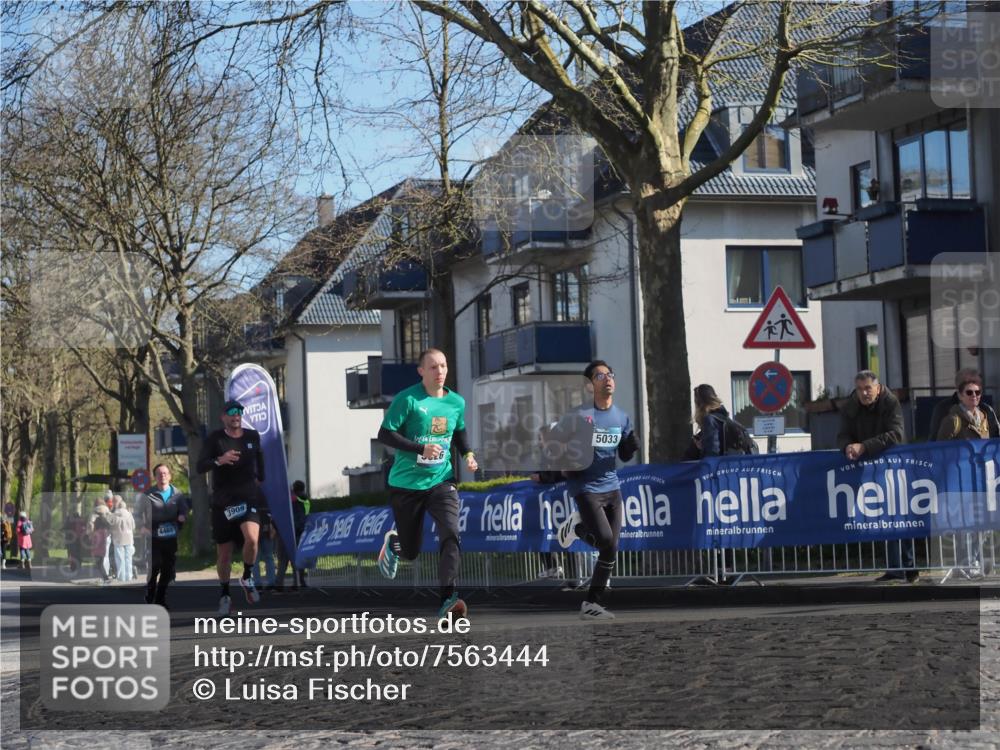 06.04.2025 - 44. Internationalen Wilhelmsburger Insellauf Luisa Fischer http://msf.ph/oto/7563444 06.04.2025 10:33:39 Ziel 4465, 3909, 5033 meine-sportfotos.de