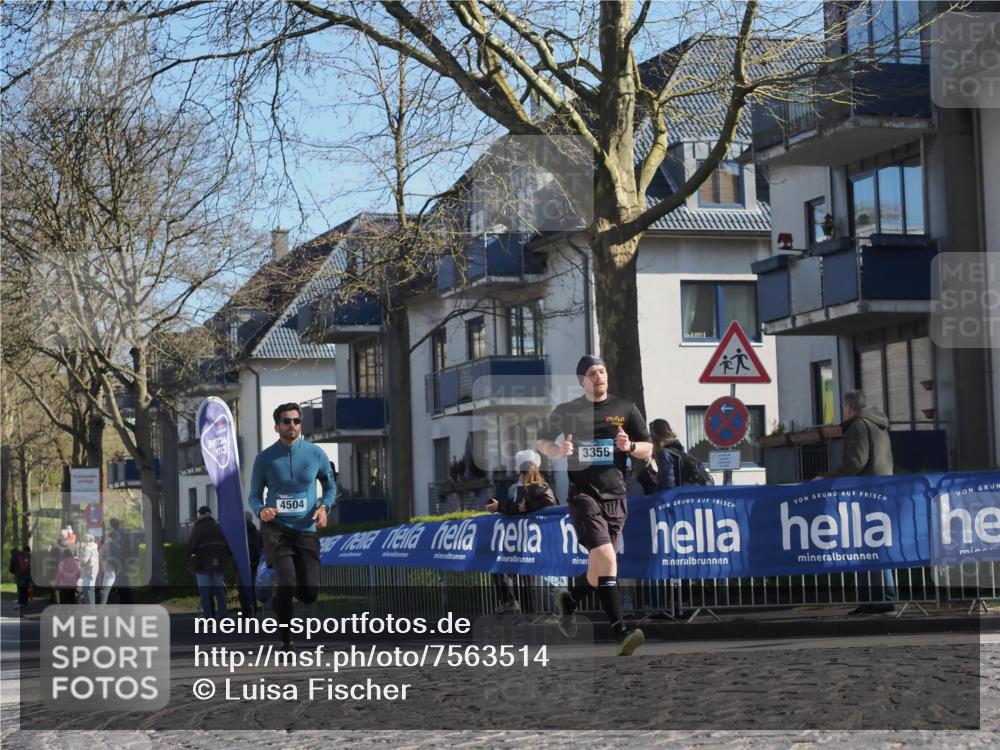 06.04.2025 - 44. Internationalen Wilhelmsburger Insellauf Luisa Fischer http://msf.ph/oto/7563514 06.04.2025 10:33:55 Ziel 3356, 4504 meine-sportfotos.de