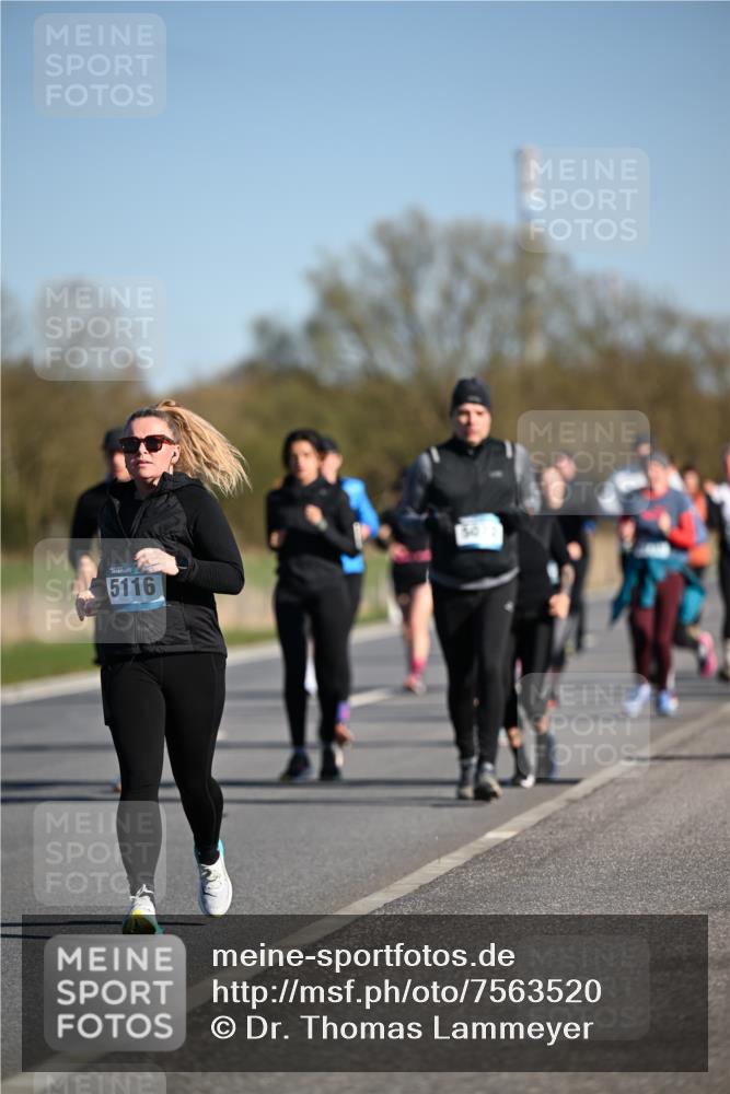 06.04.2025 - 44. Internationalen Wilhelmsburger Insellauf Dr. Thomas Lammeyer http://msf.ph/oto/7563520 06.04.2025 09:38:27 Laufen 5116 meine-sportfotos.de