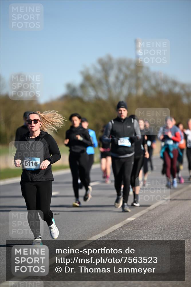 06.04.2025 - 44. Internationalen Wilhelmsburger Insellauf Dr. Thomas Lammeyer http://msf.ph/oto/7563523 06.04.2025 09:38:27 Laufen 5116 meine-sportfotos.de