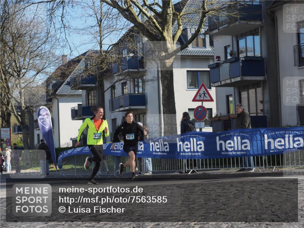 06.04.2025 - 44. Internationalen Wilhelmsburger Insellauf Luisa Fischer http://msf.ph/oto/7563585 06.04.2025 10:34:03 Ziel 4469, 3015 meine-sportfotos.de