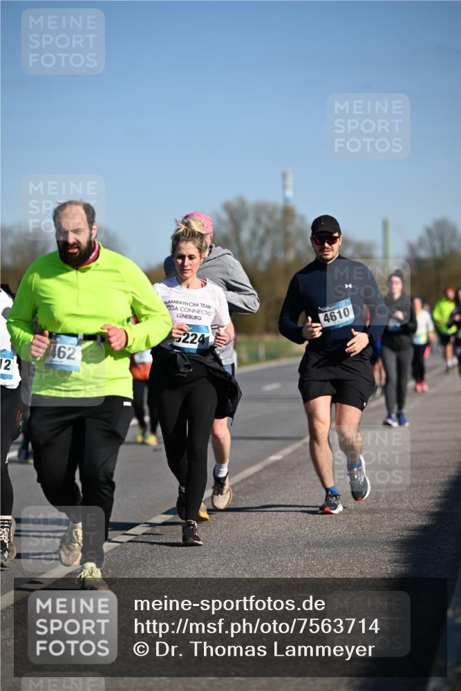 06.04.2025 - 44. Internationalen Wilhelmsburger Insellauf Dr. Thomas Lammeyer http://msf.ph/oto/7563714 06.04.2025 09:38:39 Laufen 12, 462, 5224, 4610 meine-sportfotos.de
