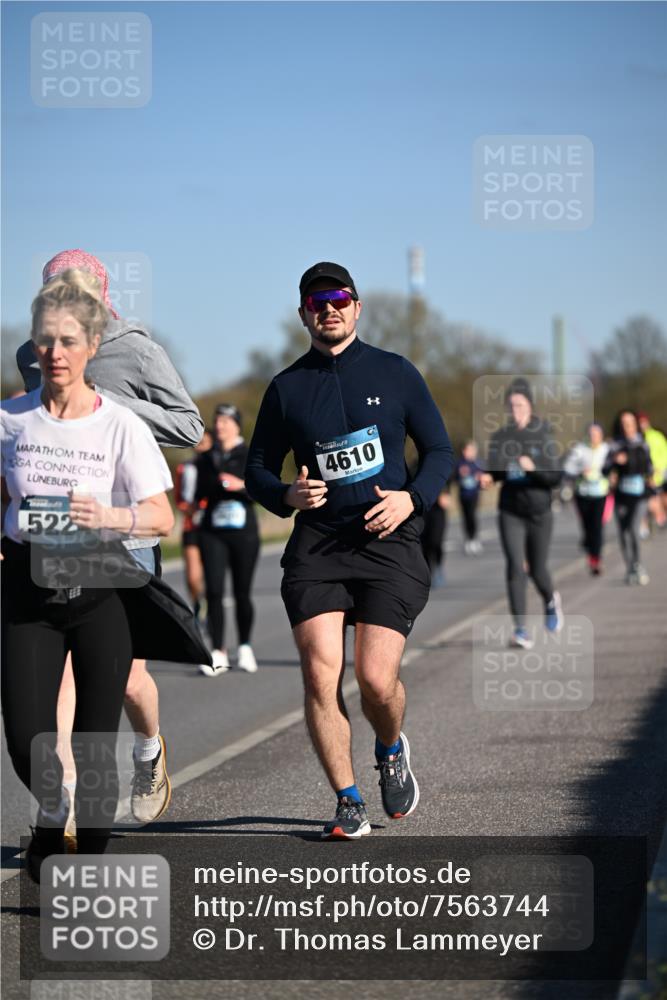 06.04.2025 - 44. Internationalen Wilhelmsburger Insellauf Dr. Thomas Lammeyer http://msf.ph/oto/7563744 06.04.2025 09:38:40 Laufen 522, 4610 meine-sportfotos.de