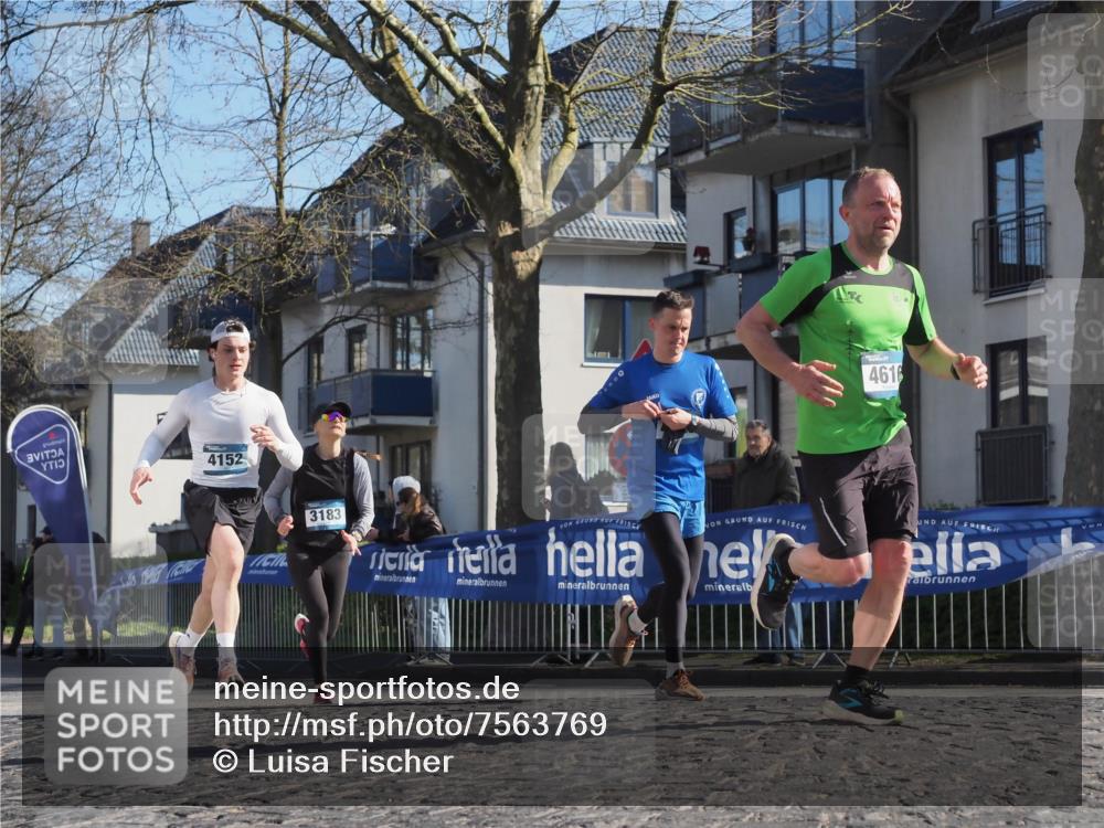 06.04.2025 - 44. Internationalen Wilhelmsburger Insellauf Luisa Fischer http://msf.ph/oto/7563769 06.04.2025 10:34:31 Ziel 4152, 3183, 4616 meine-sportfotos.de