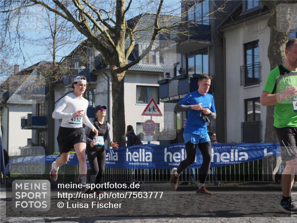 06.04.2025 - 44. Internationalen Wilhelmsburger Insellauf Luisa Fischer http://msf.ph/oto/7563777 06.04.2025 10:34:31 Ziel 4152, 3183 meine-sportfotos.de
