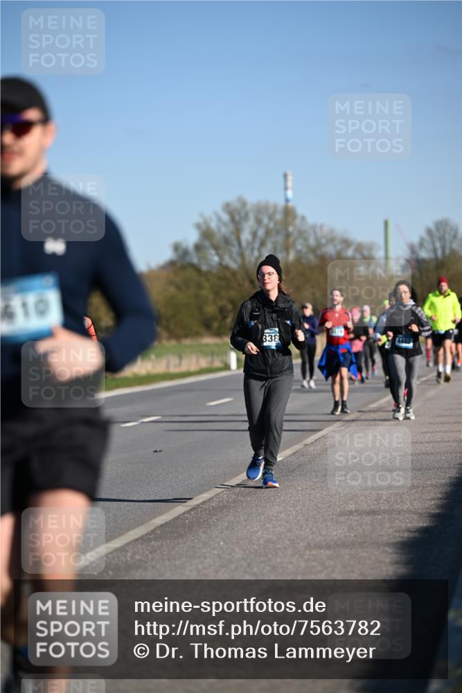 06.04.2025 - 44. Internationalen Wilhelmsburger Insellauf Dr. Thomas Lammeyer http://msf.ph/oto/7563782 06.04.2025 09:38:42 Laufen 610, 338 meine-sportfotos.de