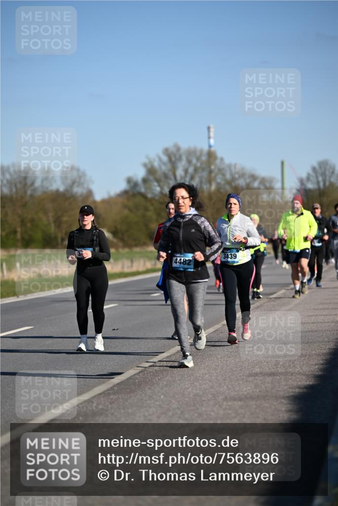 06.04.2025 - 44. Internationalen Wilhelmsburger Insellauf Dr. Thomas Lammeyer http://msf.ph/oto/7563896 06.04.2025 09:38:47 Laufen 3439, 4482 meine-sportfotos.de