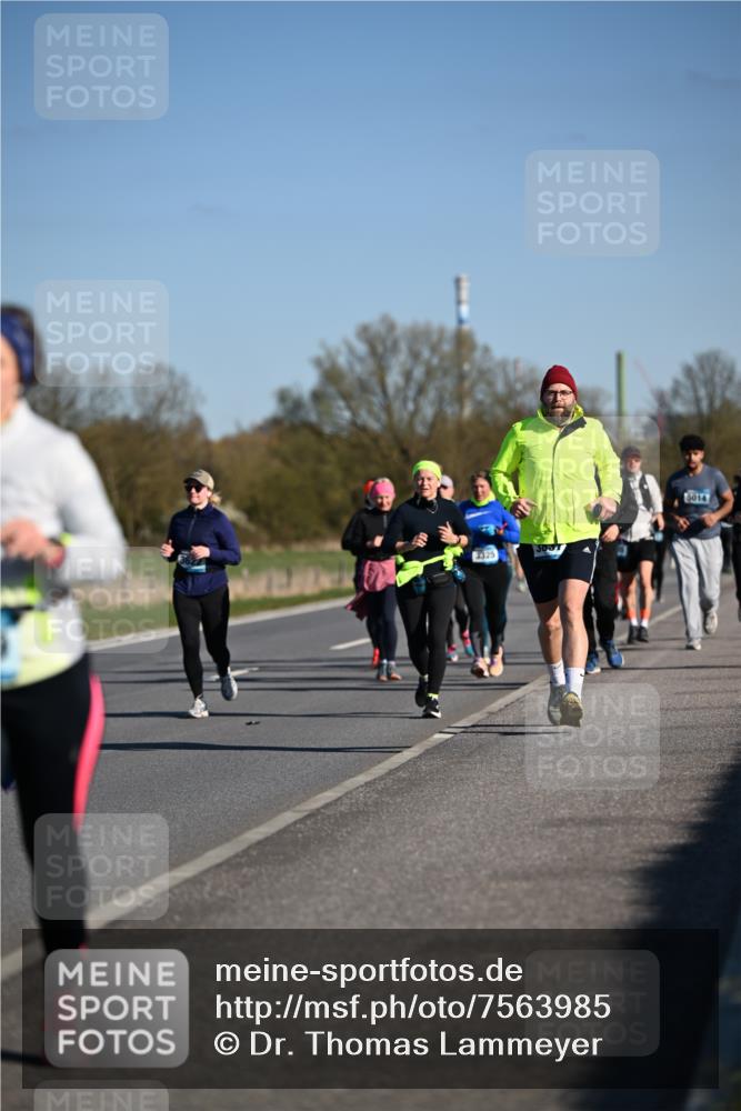 06.04.2025 - 44. Internationalen Wilhelmsburger Insellauf Dr. Thomas Lammeyer http://msf.ph/oto/7563985 06.04.2025 09:38:51 Laufen 325, 3037, 5014 meine-sportfotos.de
