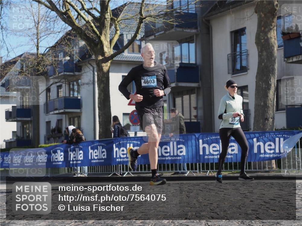 06.04.2025 - 44. Internationalen Wilhelmsburger Insellauf Luisa Fischer http://msf.ph/oto/7564075 06.04.2025 10:35:21 Ziel 4603, 3958 meine-sportfotos.de
