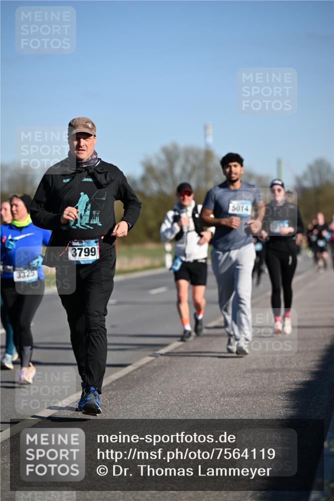 06.04.2025 - 44. Internationalen Wilhelmsburger Insellauf Dr. Thomas Lammeyer http://msf.ph/oto/7564119 06.04.2025 09:38:58 Laufen 3325, 3799, 5014 meine-sportfotos.de